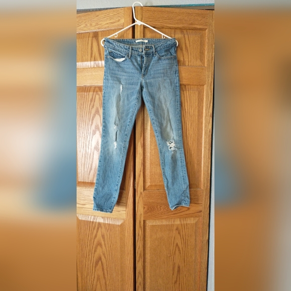 Levi's Denim - *2 for $20* Levi's 711 Women's Jeans Size 27 Skinny Blue Ripped with Pockets